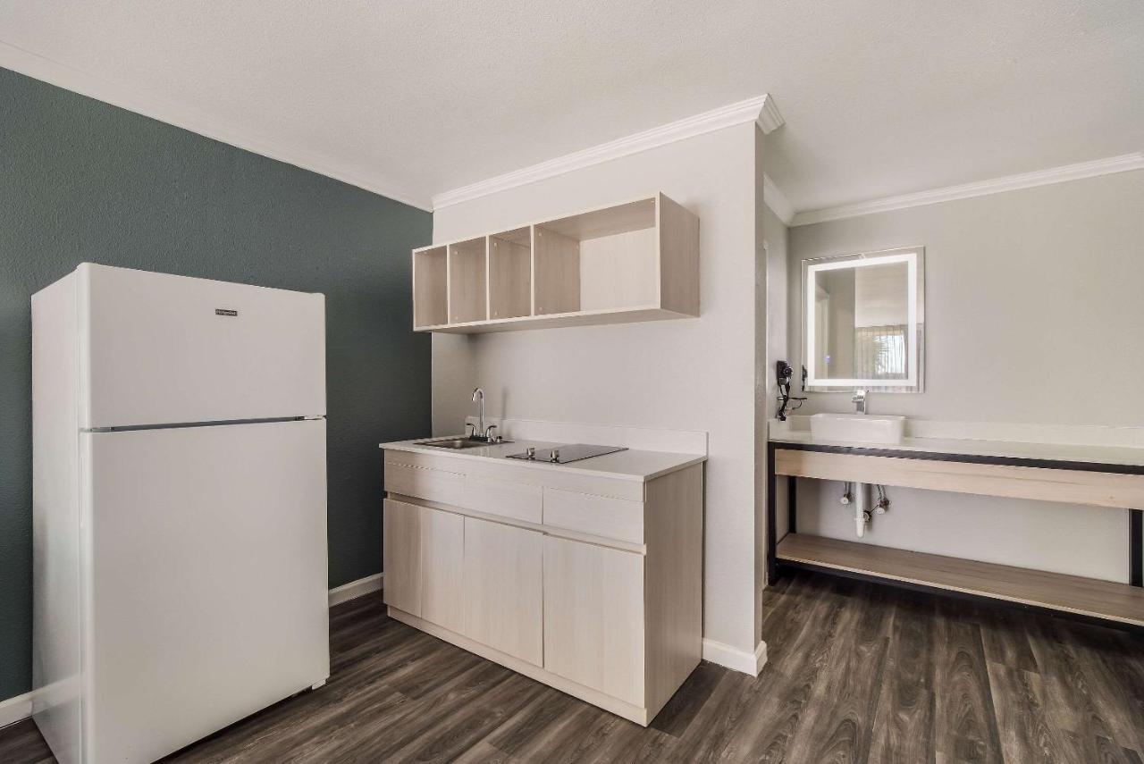 Mainstay Suites Florence Luaran gambar