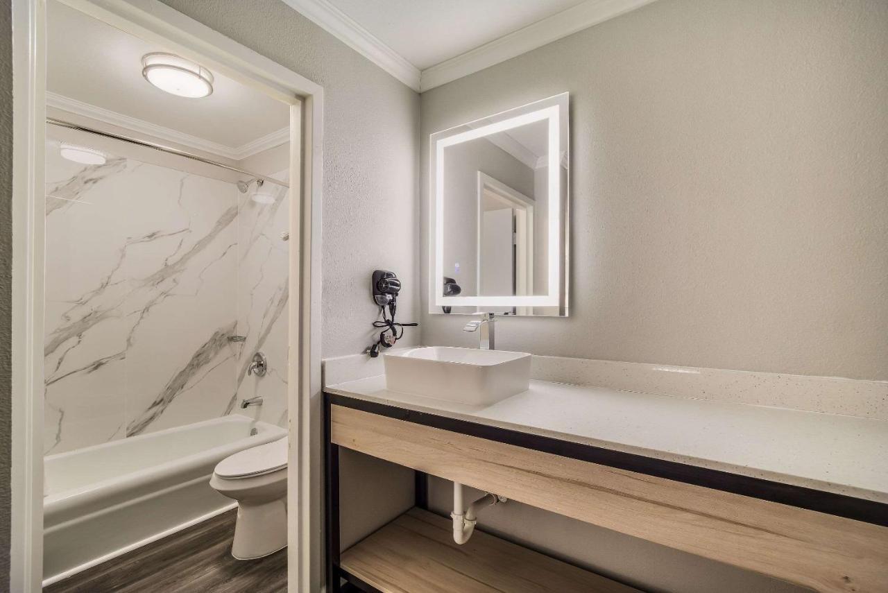 Mainstay Suites Florence Luaran gambar